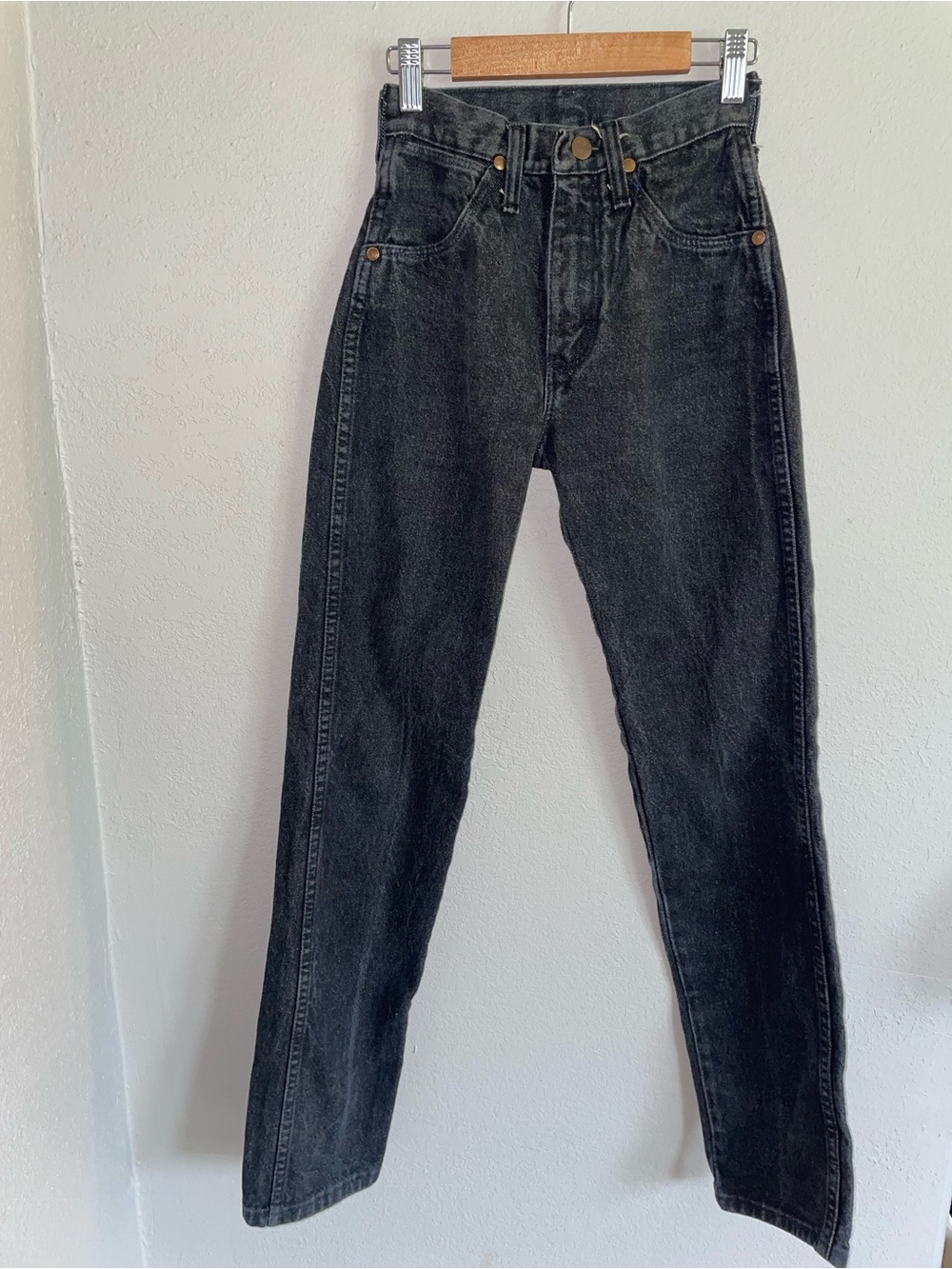 Vintage women’s Black Denim Jeans sz 1 waist 22”